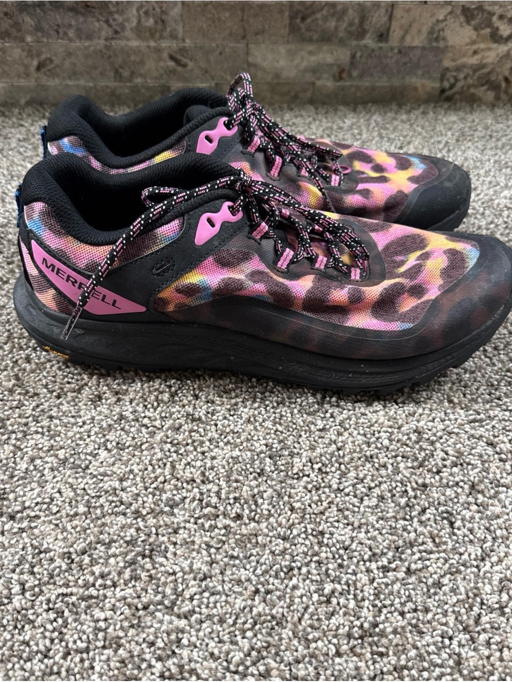 Merrell Antora 3 Women's USA 11 Pink Multi Leopard-Print Trail Shoes EUC - Picture 3 of 7